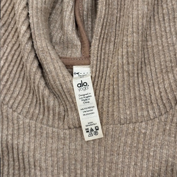 ALO Muse Hoodie Women’s M Ribbed Gravel Heather - Picture 4 of 7